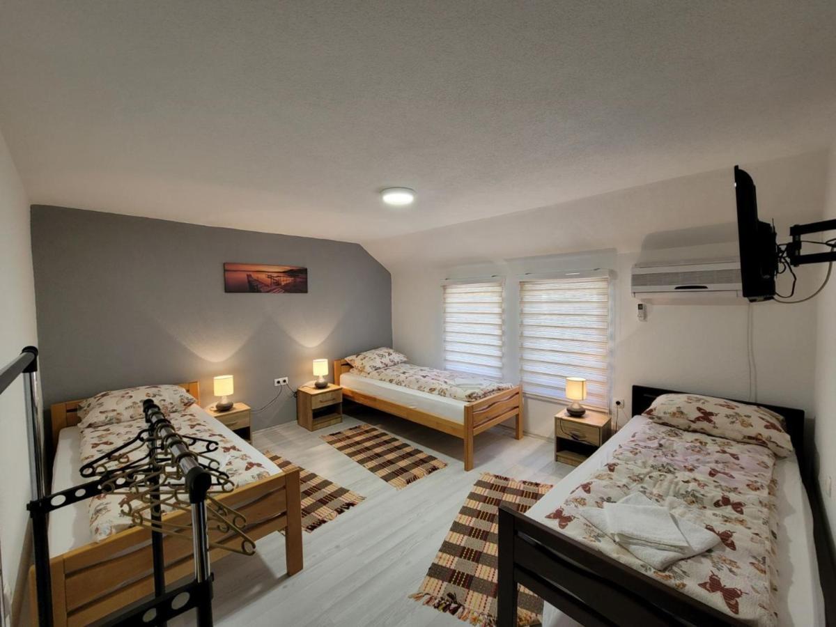 Apartments Daris 莫斯塔尔 外观 照片
