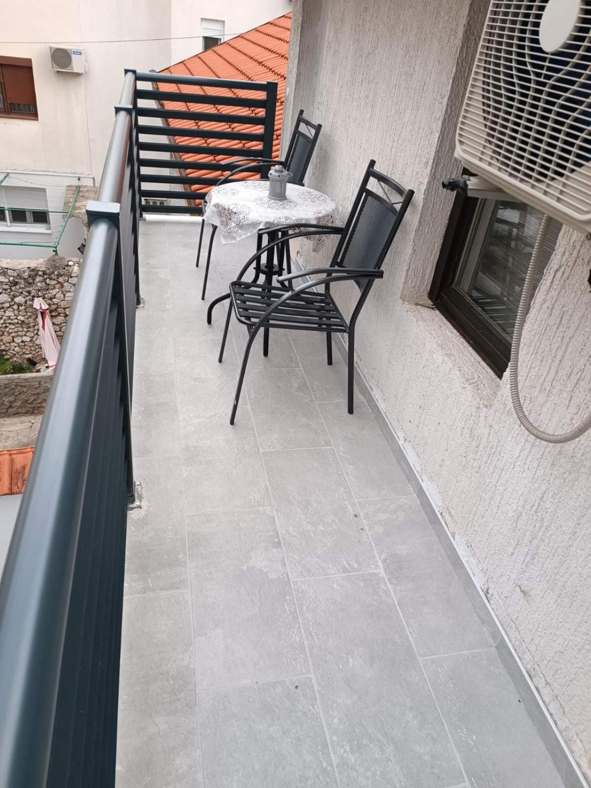 Apartments Daris 莫斯塔尔 外观 照片